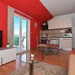 By The Sea - 24168 Apartment