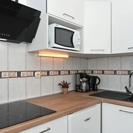 Apartament By The Sea - 24168 *